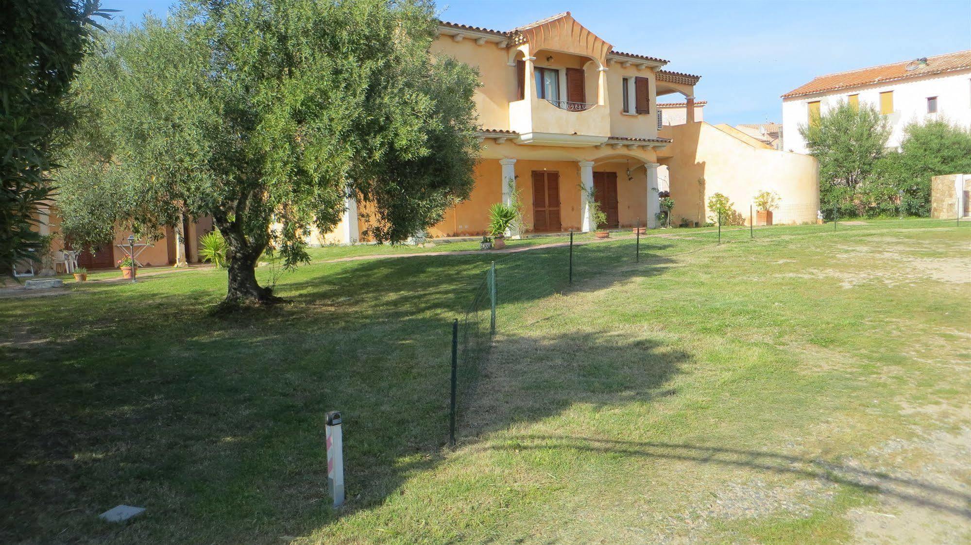 Hotel Il Viandante San Teodoro  Exterior foto